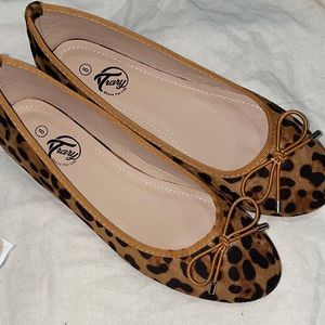 Brand new leopard flats! Never worn.